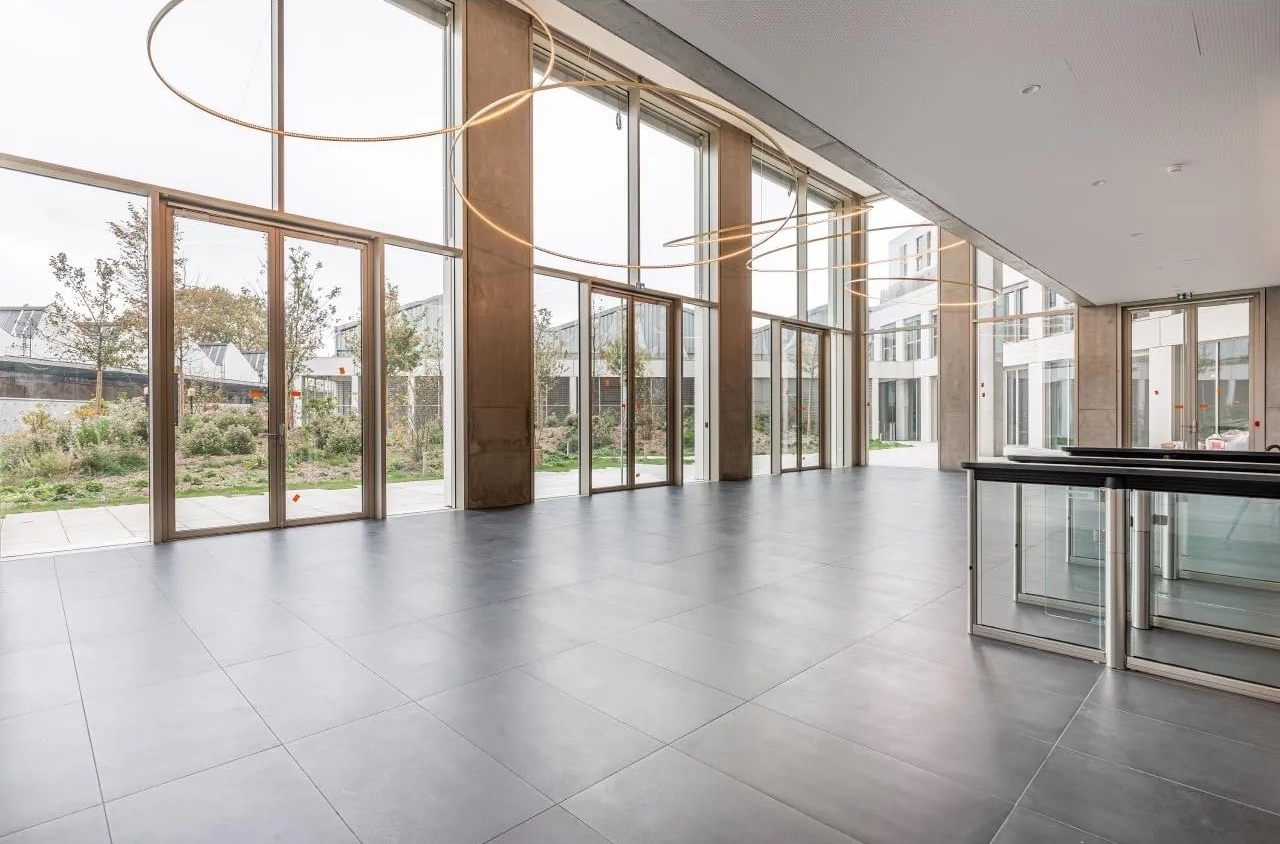 Entrée du campus Digital College à Aubervilliers